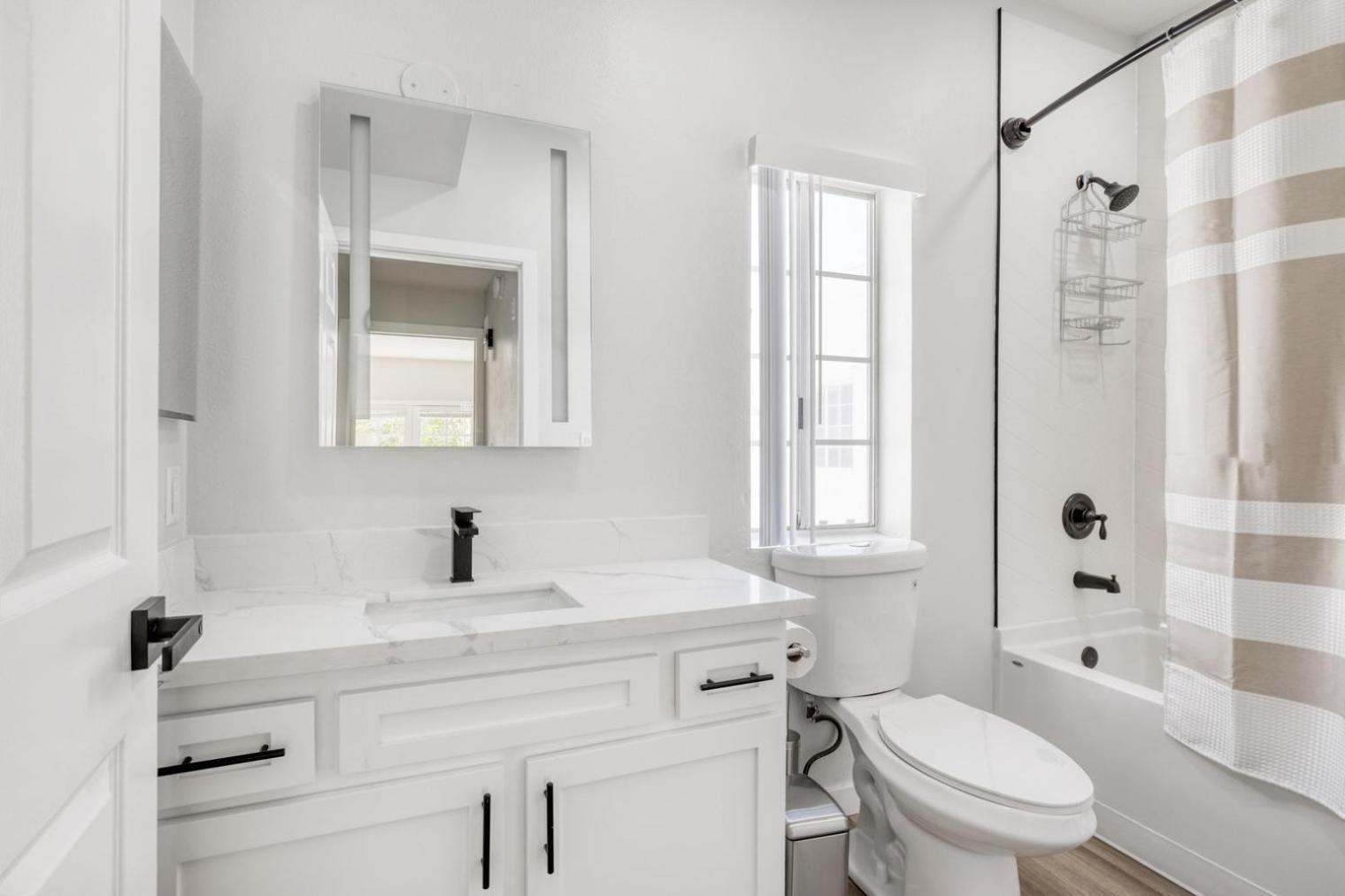 Westwood 2br Nr Westwood Village Lax-901